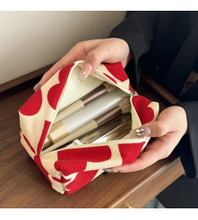 NECESER CORAZONES RED