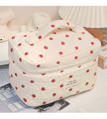 NECESER FRUTILLAS CUTE