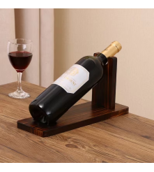 VINO EN CAJA DE PINO